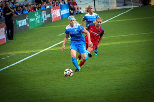 九游官网入口-职业乒乓球联赛吸引大量社会关注，职业乒乓球员与业余的比赛视频